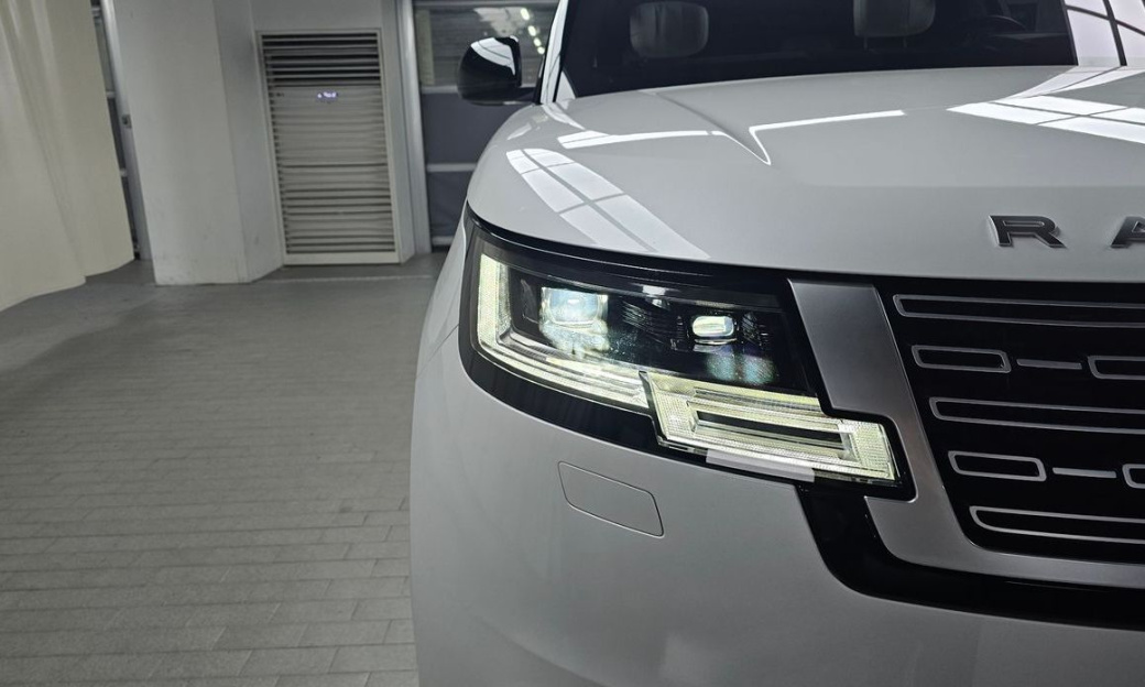 Land Rover Range Rover P530 Autobiography, 2023