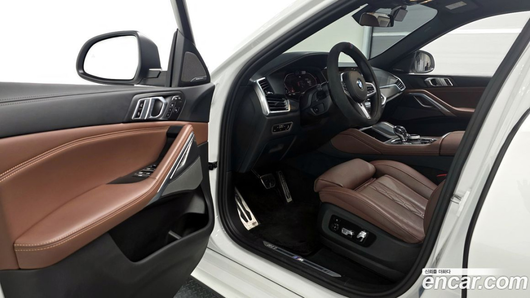 BMW X6 xDrive40i M Sport, 2023