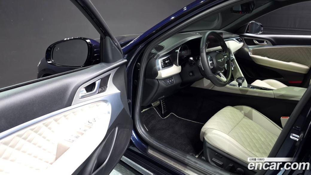 Genesis G70 Gasoline 2.0T 4WD, 2023