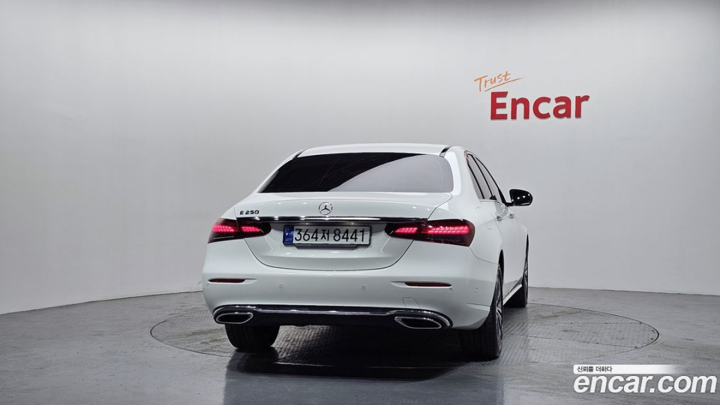 Mercedes-Benz E-Class E250 Avantgarde, 2022