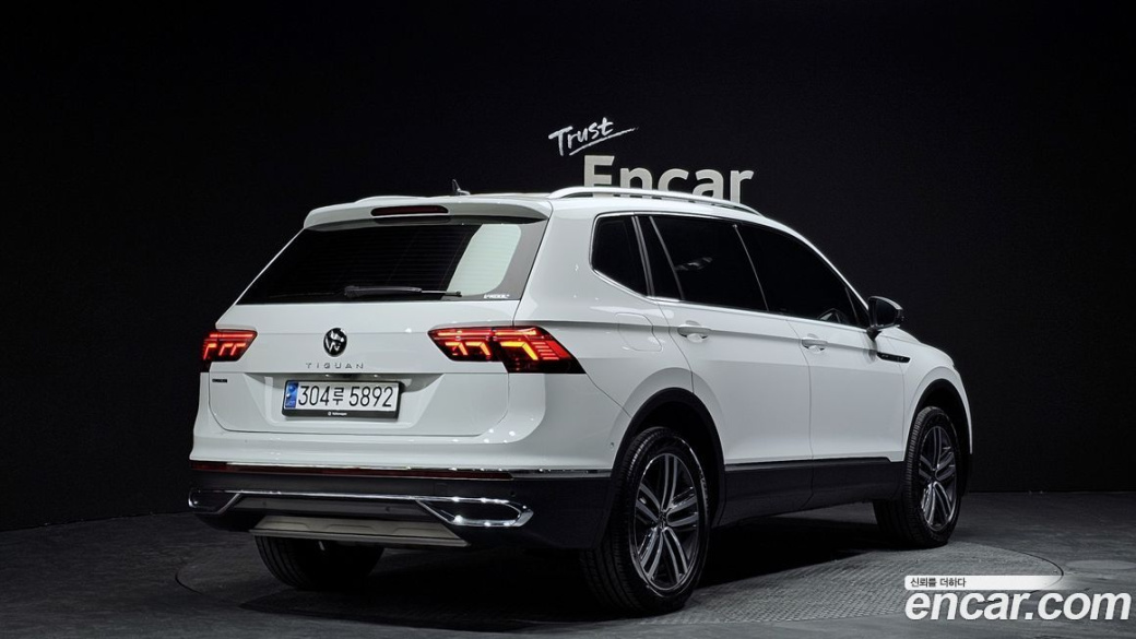 Volkswagen Tiguan 2.0 TSI Prestige, 2023
