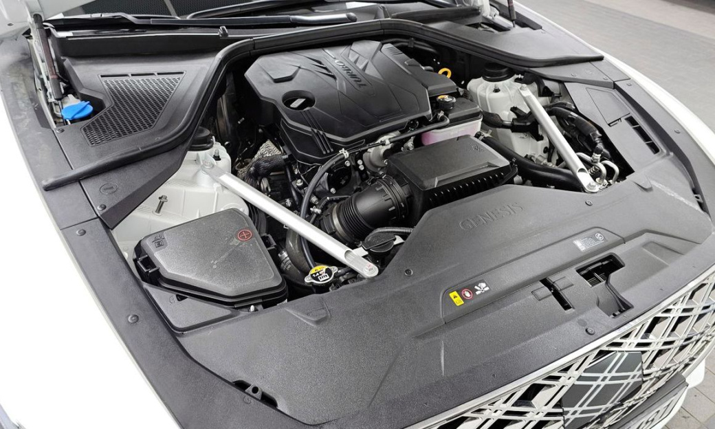 Genesis G80 Gasoline 2.5 Turbo 2WD, 2025