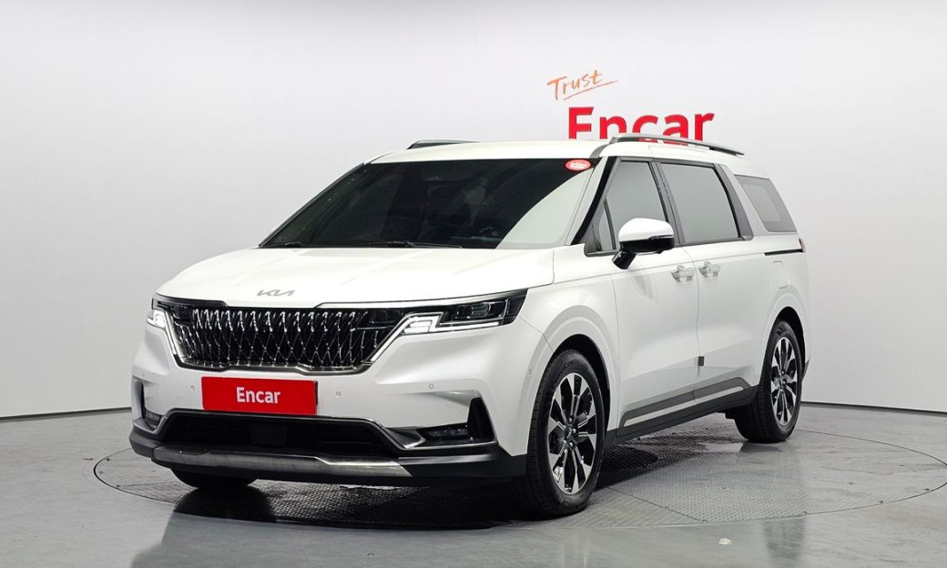 Kia Carnival 9-Seater Signature, 2023