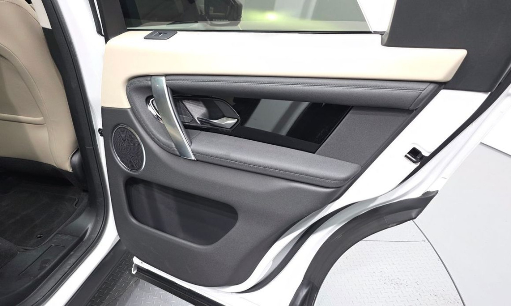 Land Rover Discovery Sport P250 S, 2025