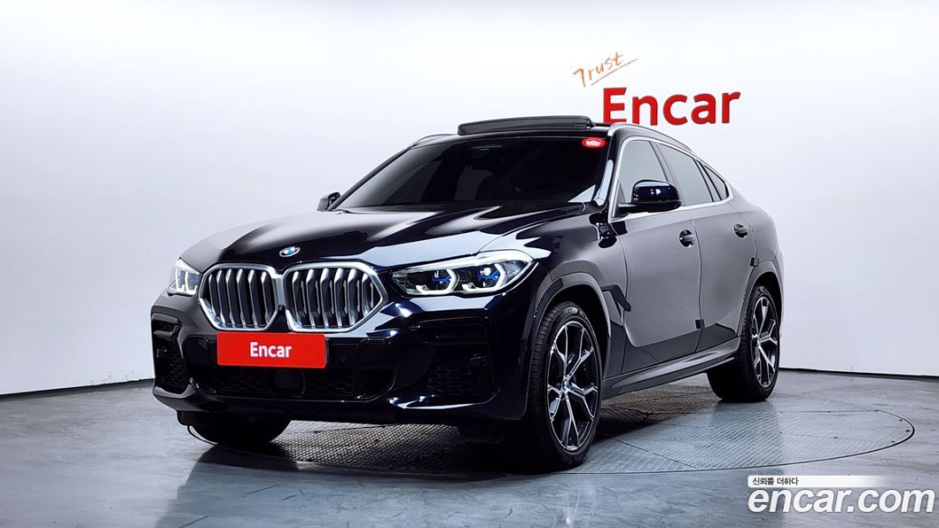BMW X6 xDrive40i M Sport, 2022