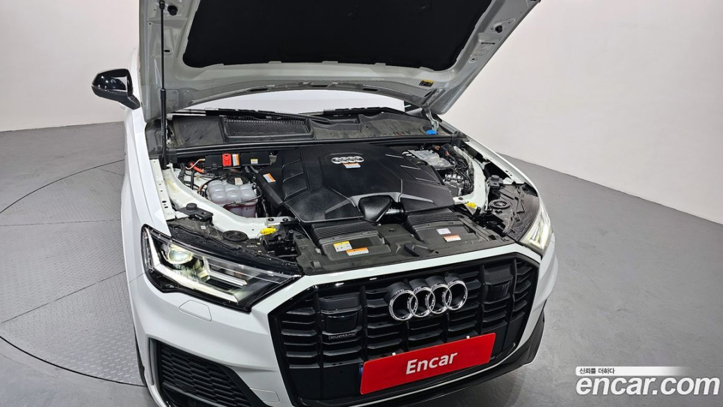 Audi Q7 55 TFSI Quattro Premium, 2022