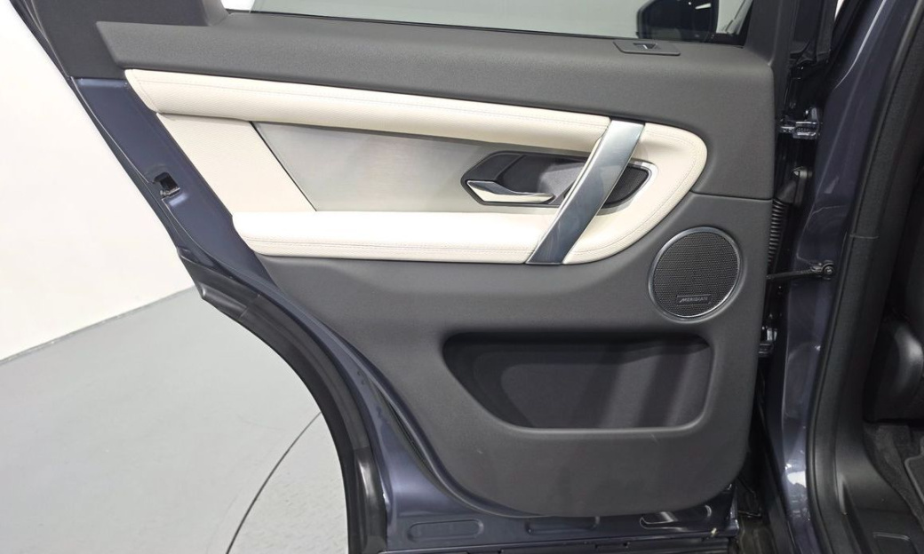 Land Rover Discovery Sport P250 Dynamic SE, 2025