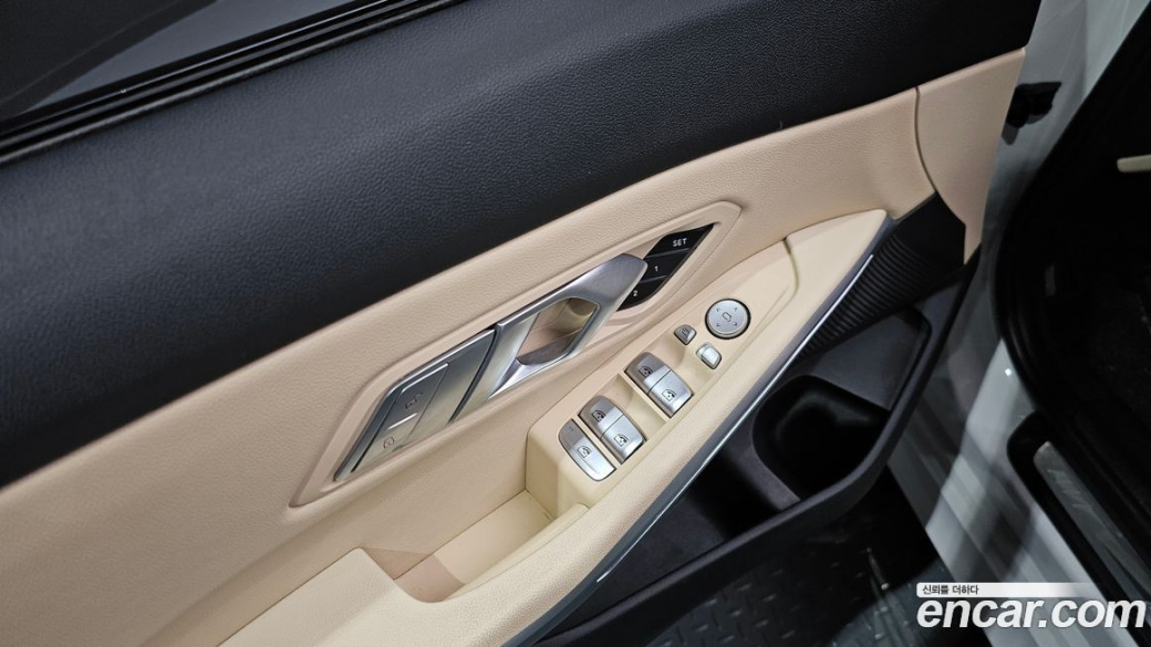 BMW 3-Series 320d M Sport, 2022