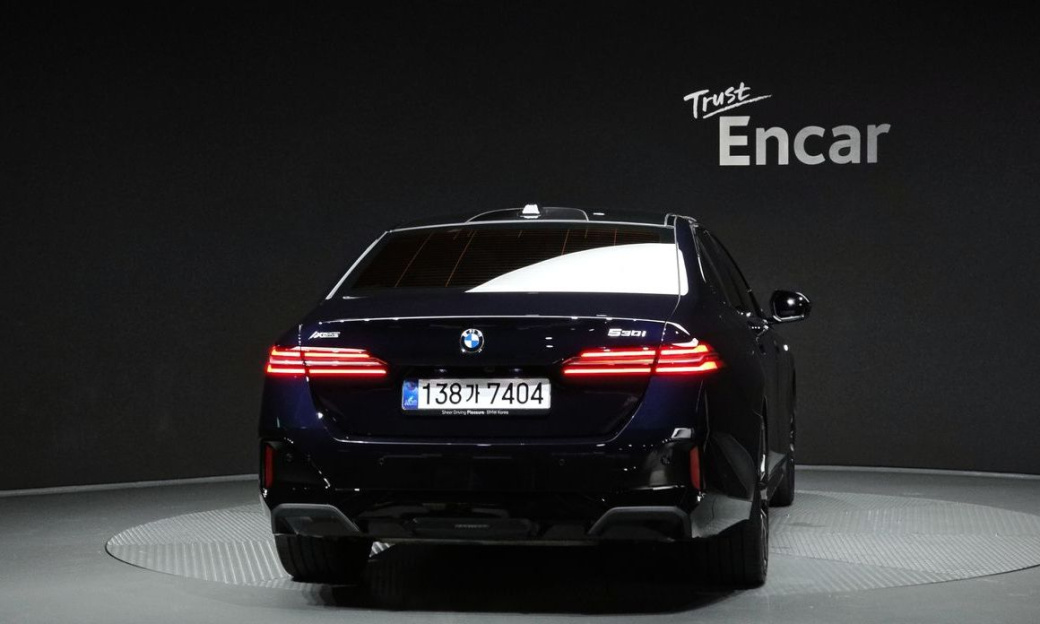 BMW 5-Series 530i xDrive M Sport, 2025