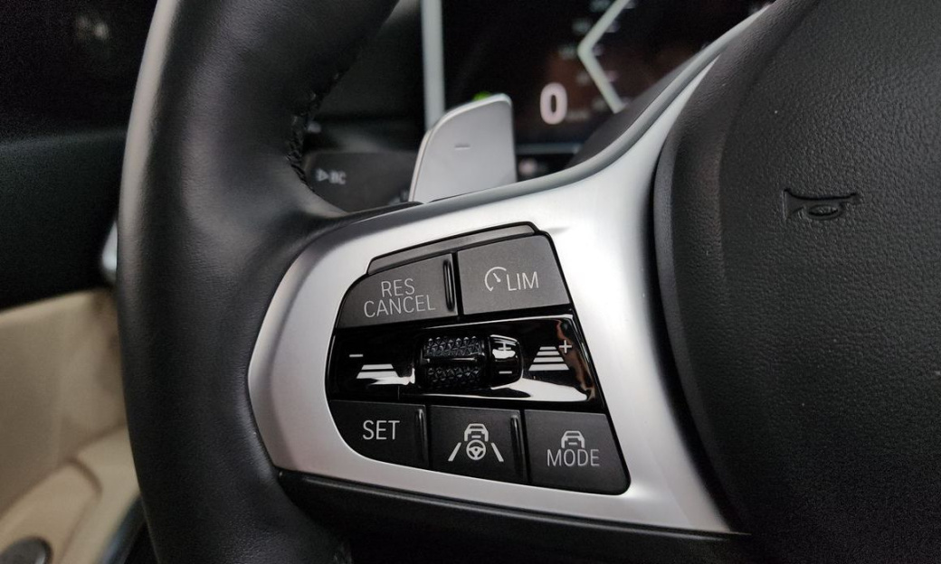 BMW 3-Series 320i M Sport, 2024