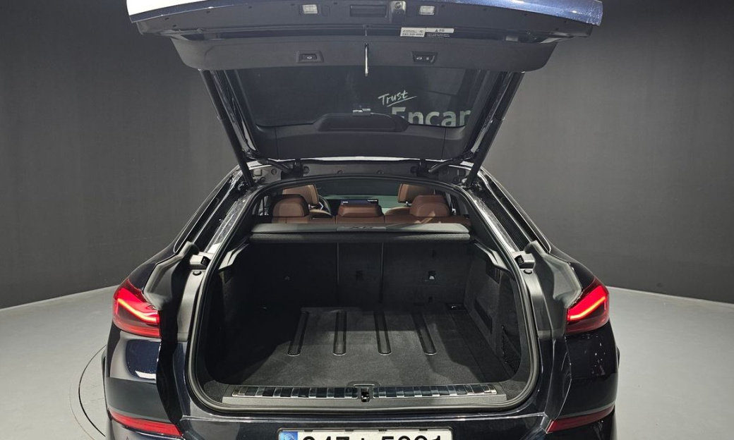 BMW X6 xDrive40i M Sport, 2025