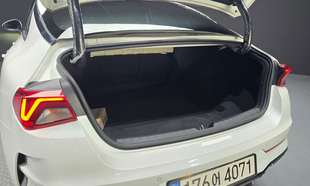 Kia K5 2.0, 2022
