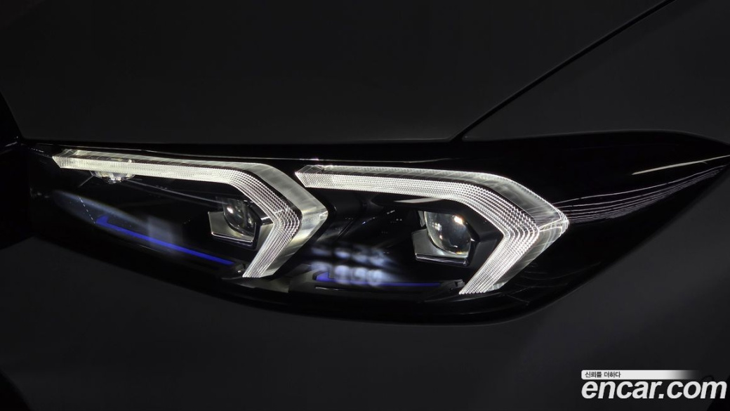 BMW 3-Series M340i Pro, 2025