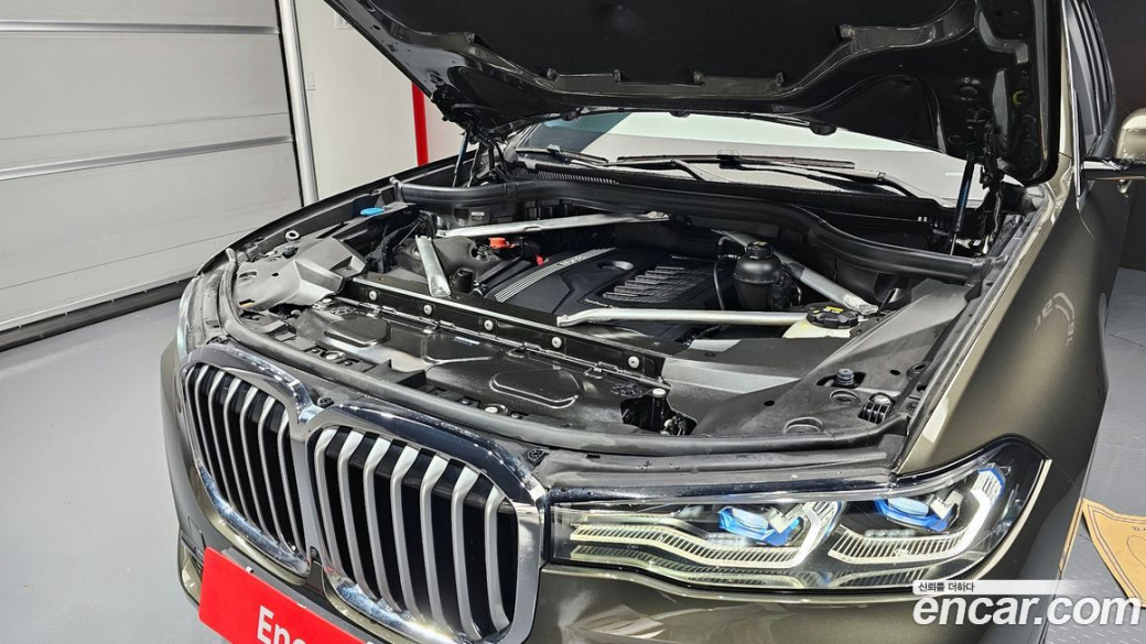 BMW X7 xDrive 40i Design Pure Excellence 7-Seater, 2022
