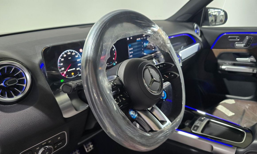 Mercedes-Benz GLB-Class AMG GLB35 4MATIC, 2025