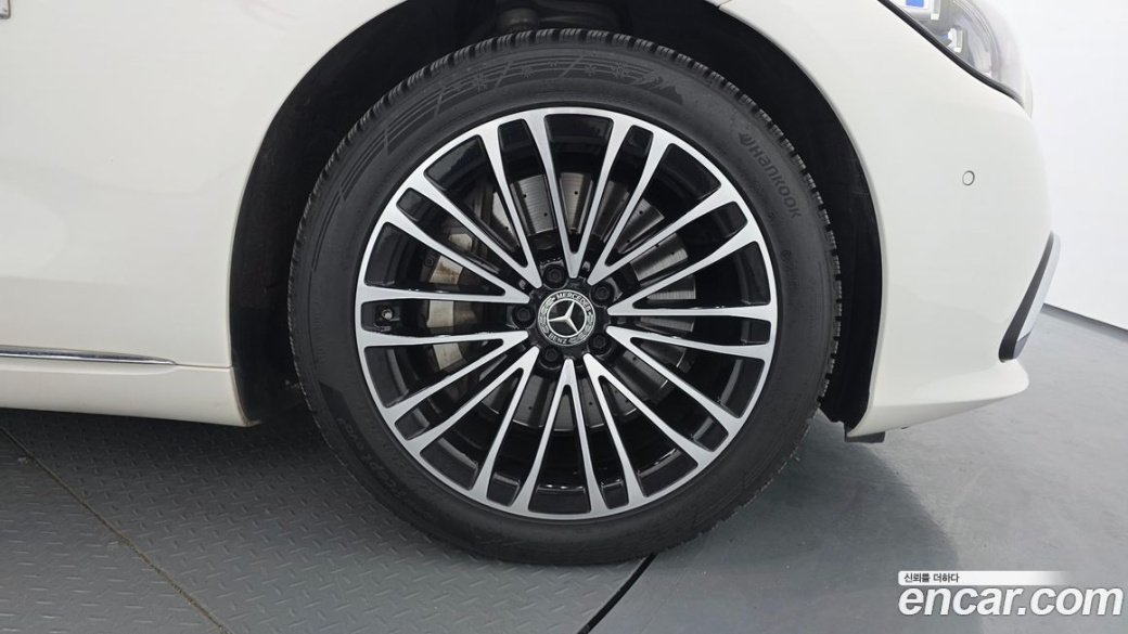 Mercedes-Benz S-Class S350 d, 2022