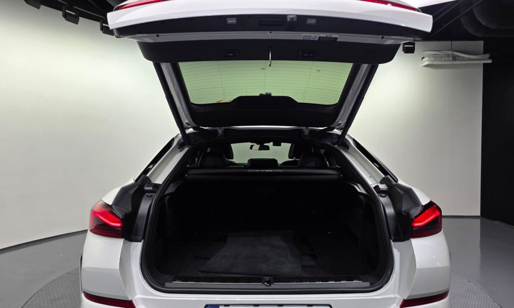 BMW X6 xDrive40i M Sport, 2024
