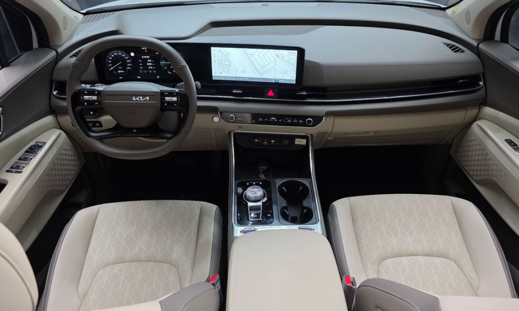 Kia Carnival 9-Seater Noblesse, 2025