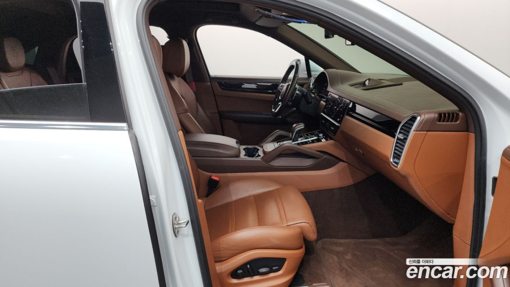 Porsche Cayenne 3.0 Coupe, 2022