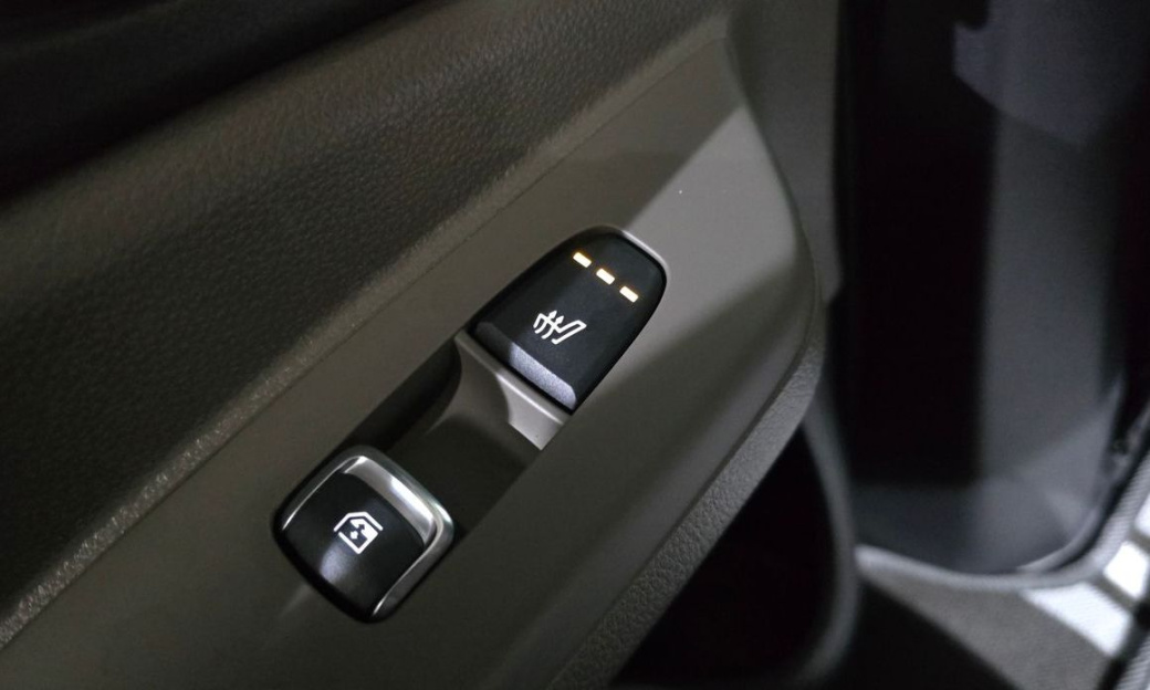 Kia Carnival 9-Seater Noblesse, 2025