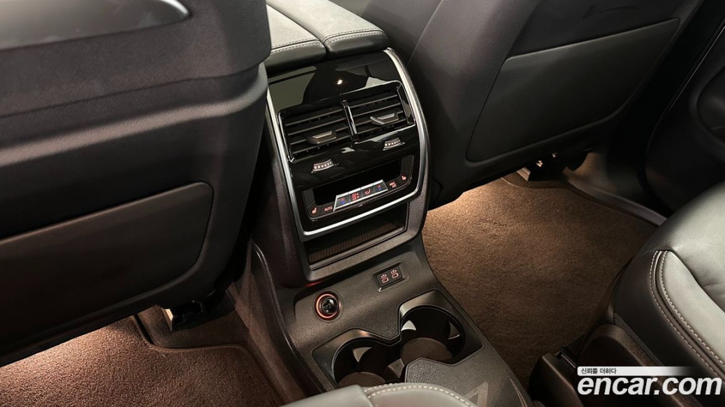 BMW X7 xDrive 40i Design Pure Excellence 6-Seater, 2025