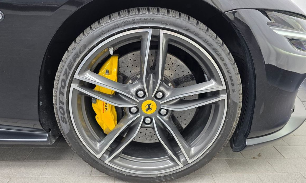 Ferrari Roma 3.9, 2021