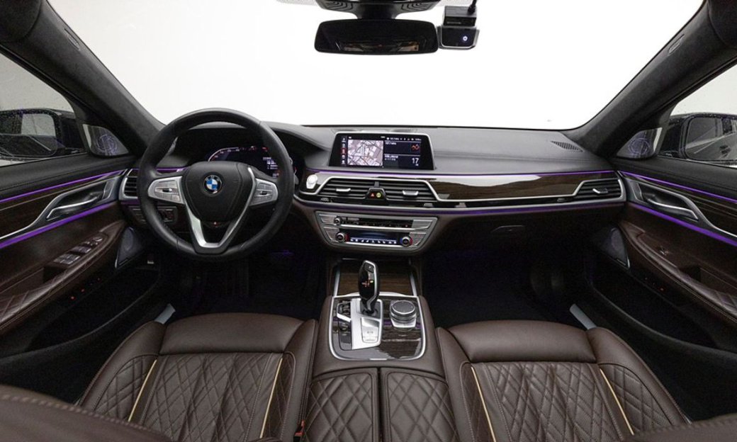 BMW 7-Series 740i Design Pure Excellence, 2022