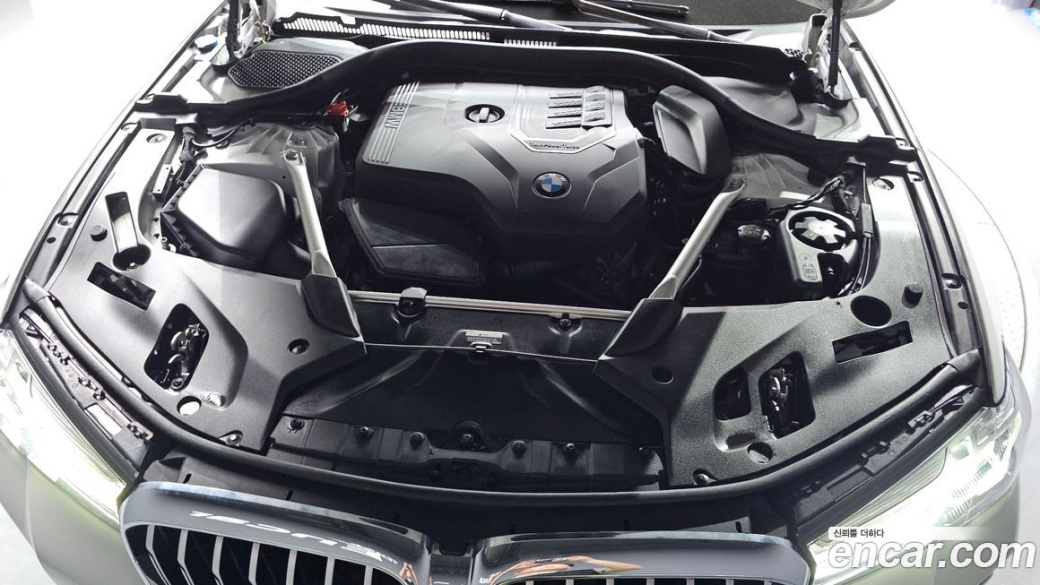 BMW 5-Series 520i M Sport, 2023