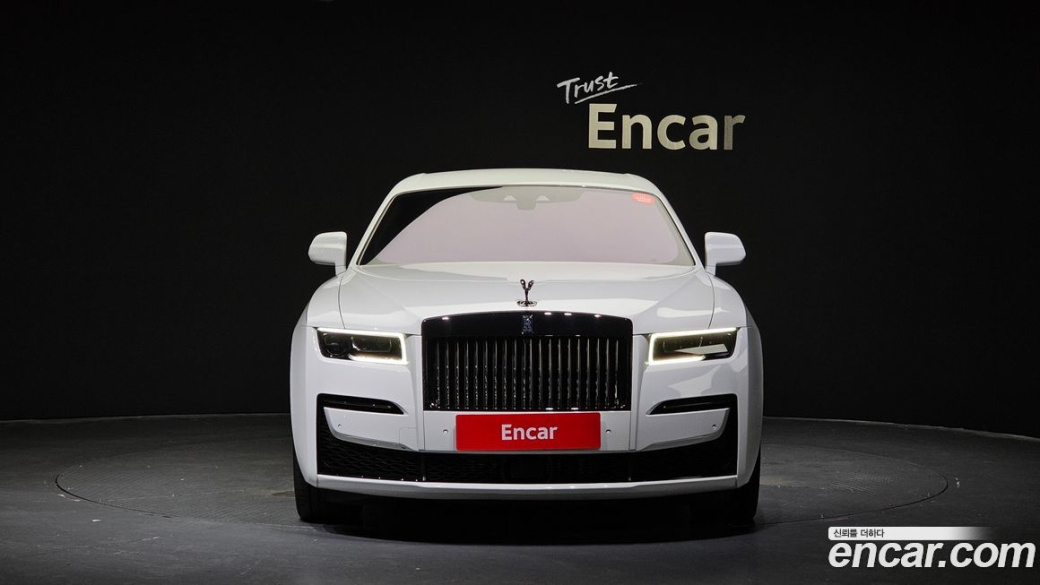 Rolls-Royce Ghost 6.7 V12 Black Badge, 2023
