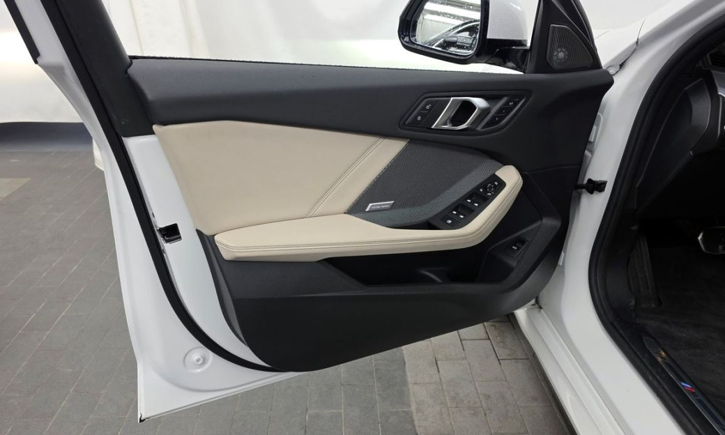 BMW 1-Series 120 M Sport, 2025