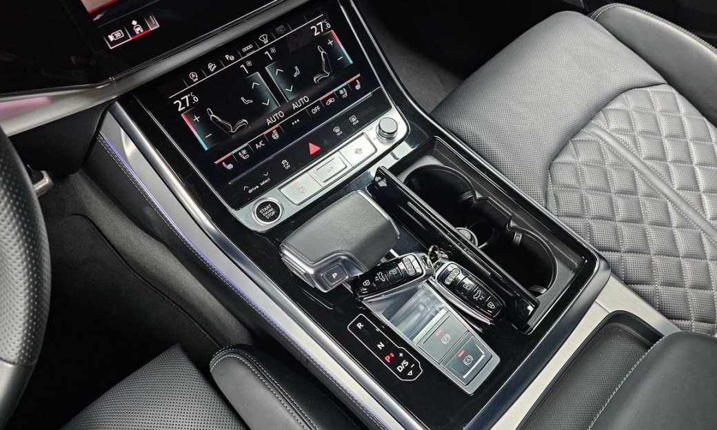Audi Q7 55 TFSI Quattro Premium, 2022