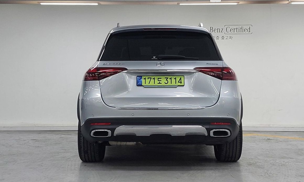 Mercedes-Benz GLE-Class GLE300d 4MATIC, 2025