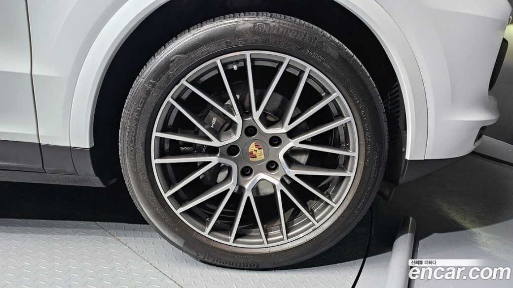 Porsche Cayenne 3.0 Coupe, 2023
