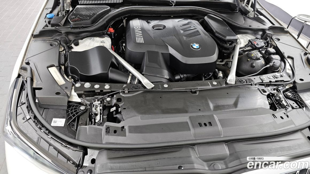 BMW 5-Series 530i xDrive M Sport, 2024