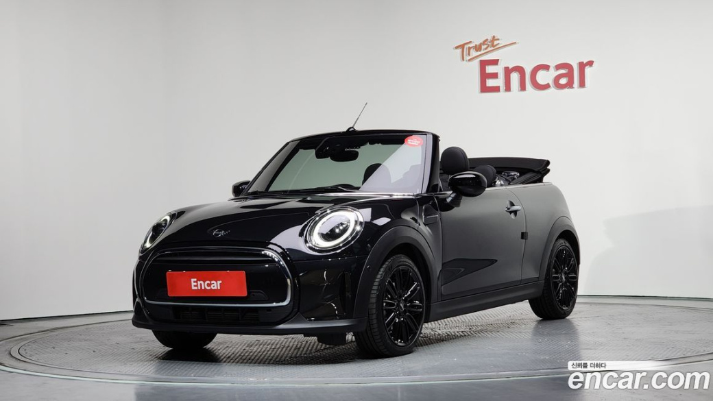 Mini Cooper Convertible Classic, 2024