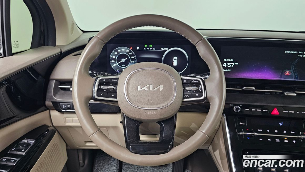 Kia Carnival 9-Seater Noblesse, 2023