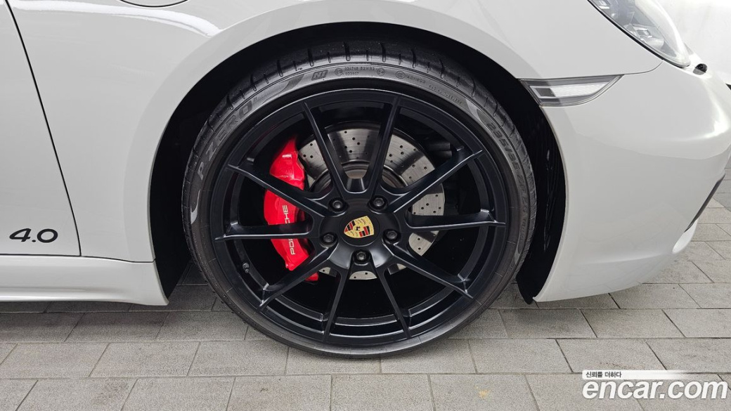 Porsche 718 4.0 GTS, 2022