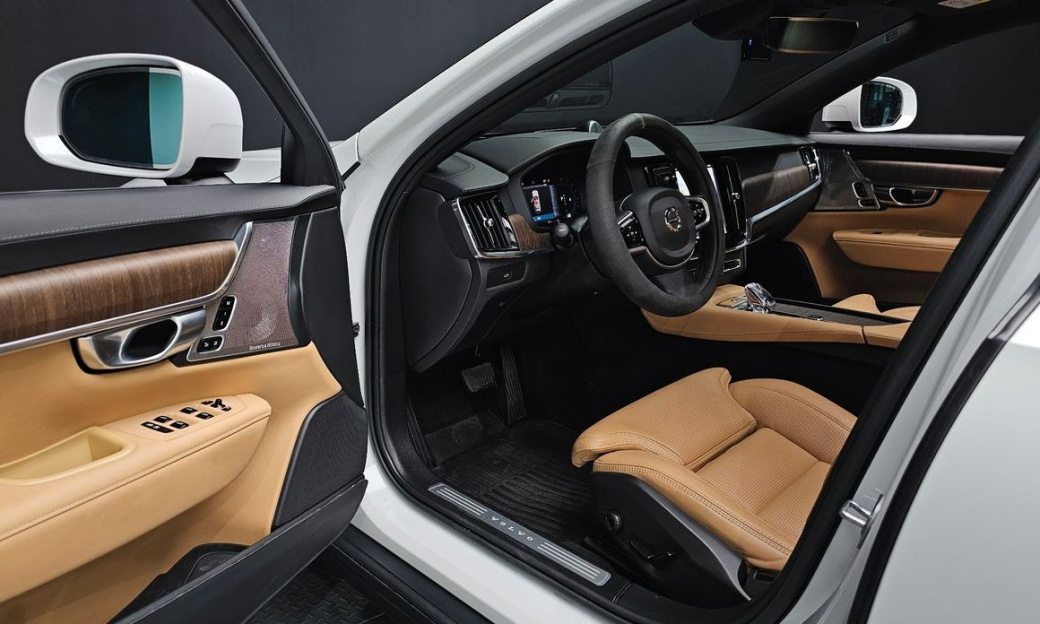 Volvo V90 B5 Ultimate AWD, 2023