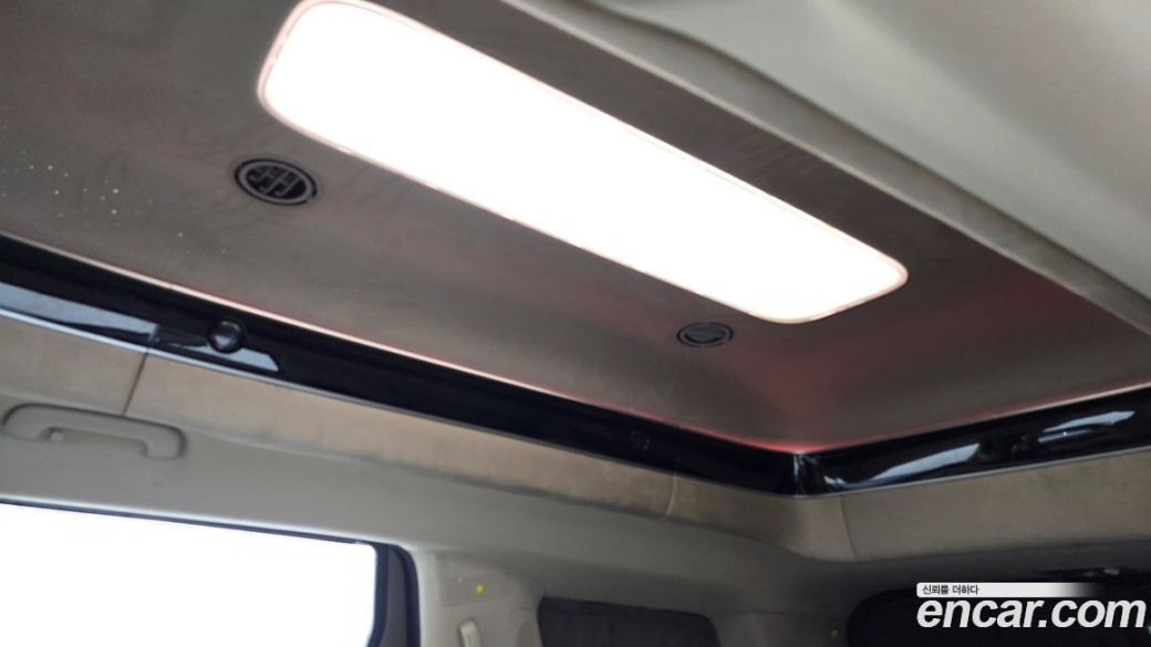 Kia Carnival 9-Seater Hi Limousine, 2024