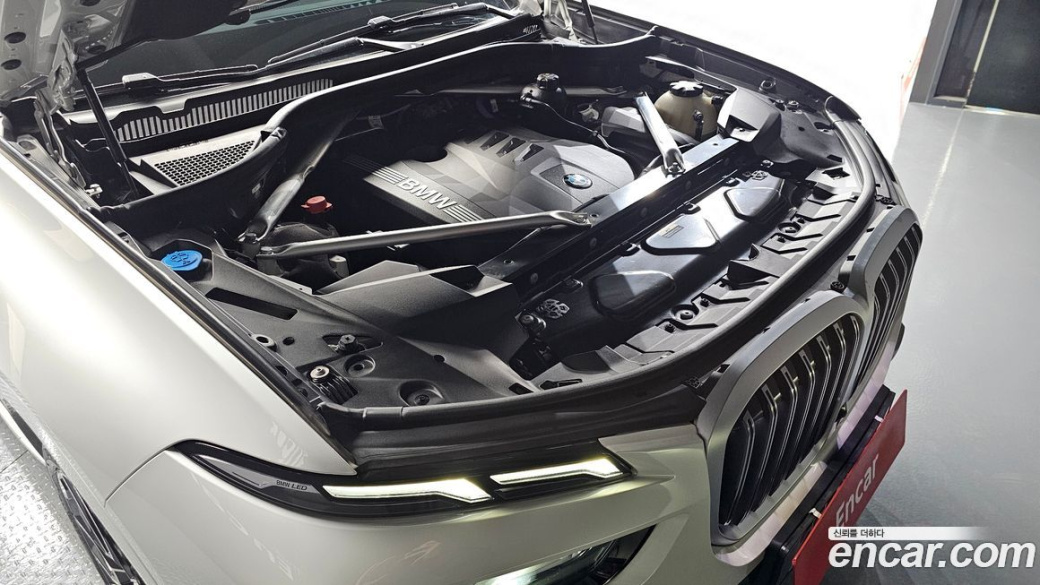 BMW X7 xDrive 40i M Sport 6STR, 2024