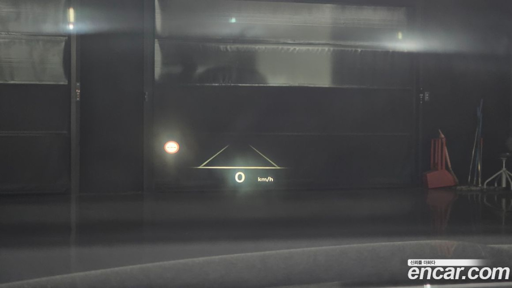 Genesis G80 Gasoline 2.5 Turbo AWD, 2025