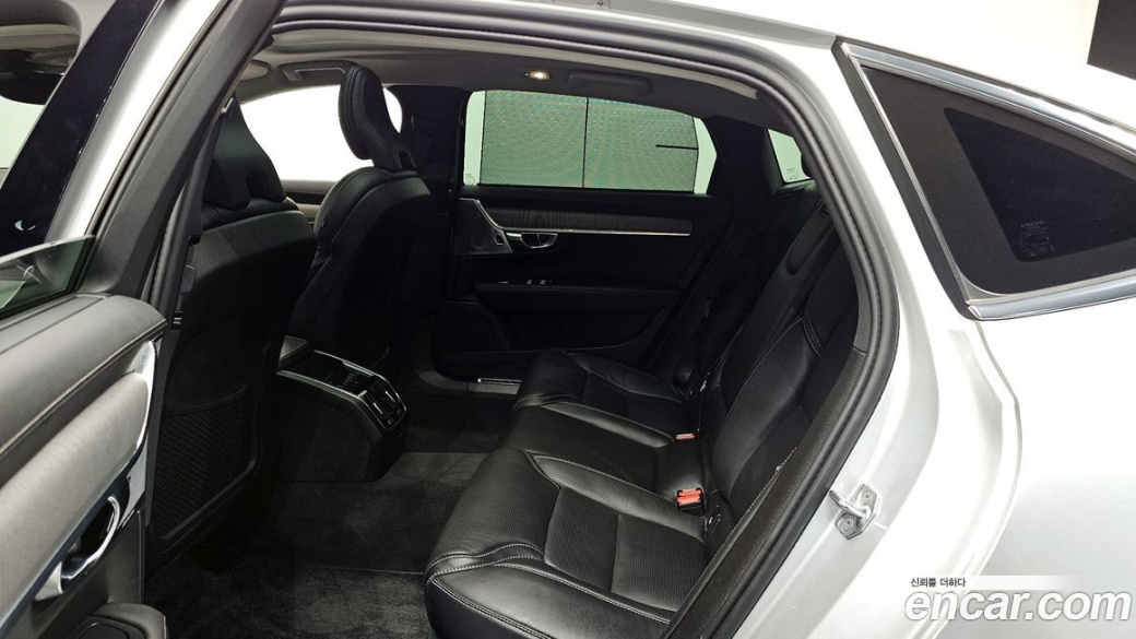 Volvo S90 B6 AWD Inscription, 2022