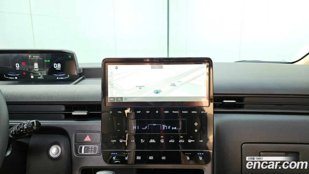 Hyundai Staria Tourer 9-Seater, 2024