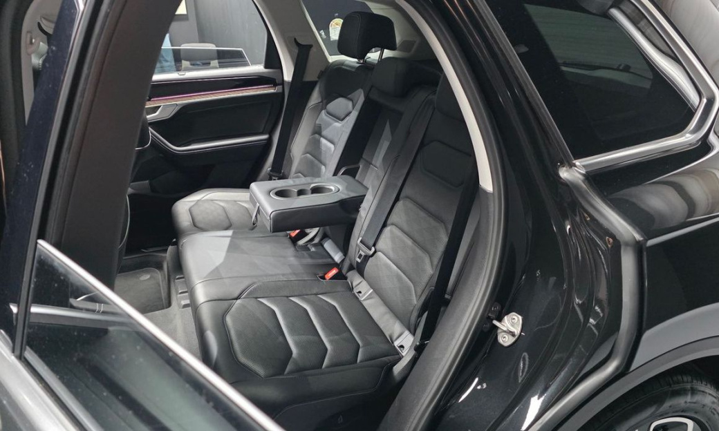 Volkswagen Touareg 3.0 TDI Prestige, 2024