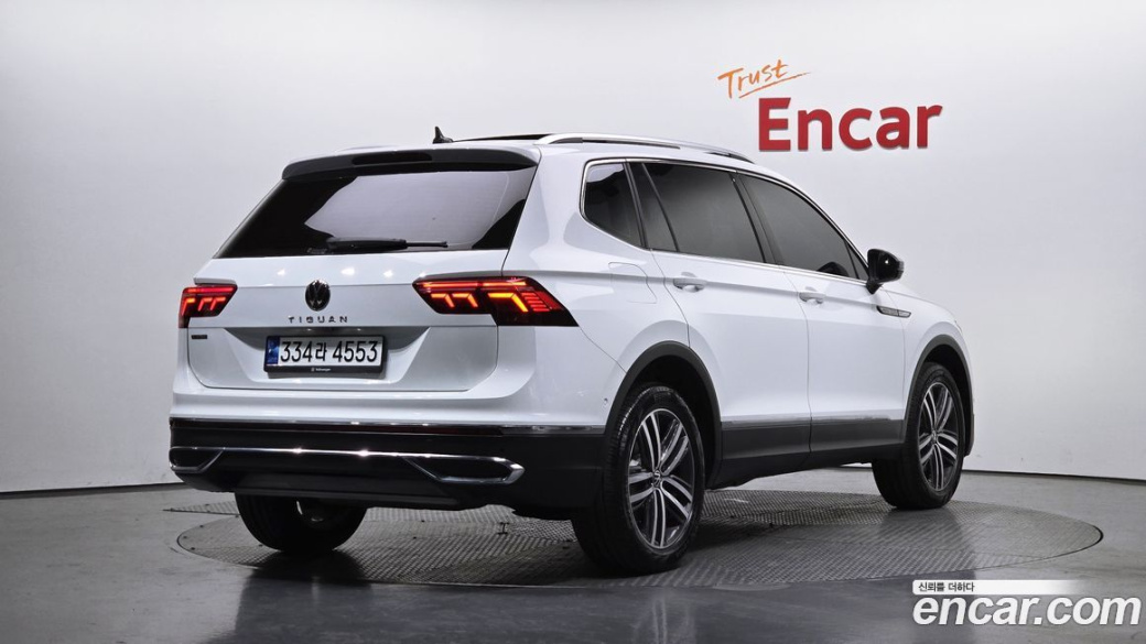 Volkswagen Tiguan 2.0 TSI Prestige, 2023