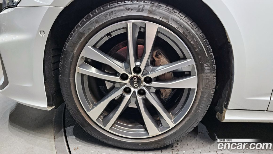 Audi A6 40 TDI Premium, 2023