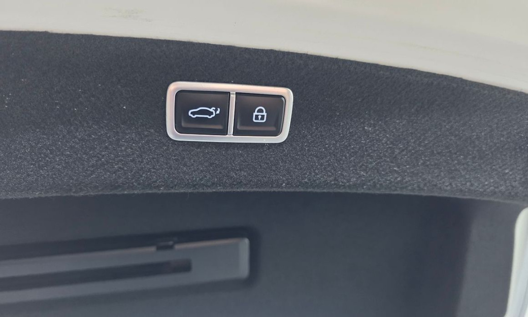 Genesis G80 Gasoline 2.5 Turbo AWD, 2024