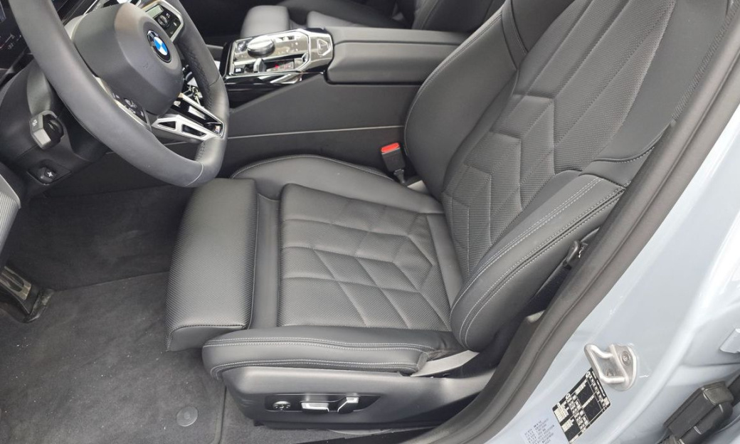 BMW 5-Series 520i M Sport, 2026
