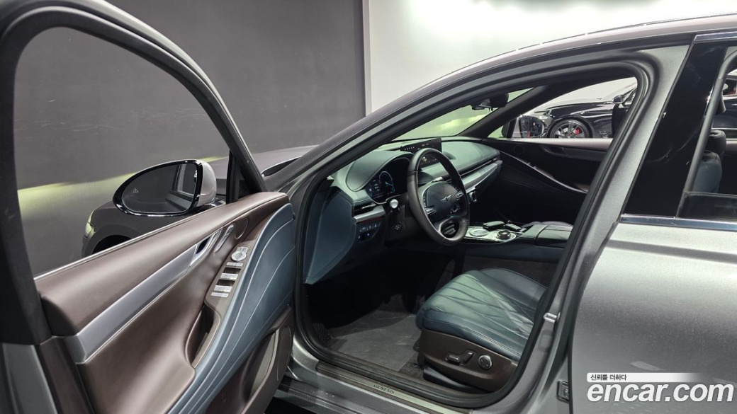 Genesis G80 Gasoline 2.5 Turbo AWD, 2022