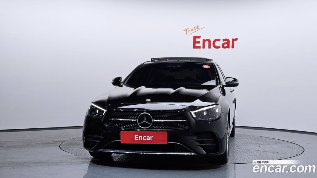 Mercedes-Benz E-Class E350 4MATIC AMG Line, 2022